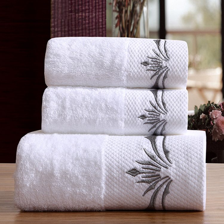 Buy Wholesale China Custom Sustainable Pure Cotton Thick Bathroom Jacquard  Towel Set For Hotel & Towel For Hotel at USD 0.413